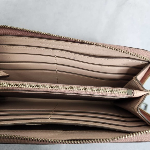 Marc Jacobs Wallet Light Pink Zip Around Accordion Style Leather - Picture 9 of 12